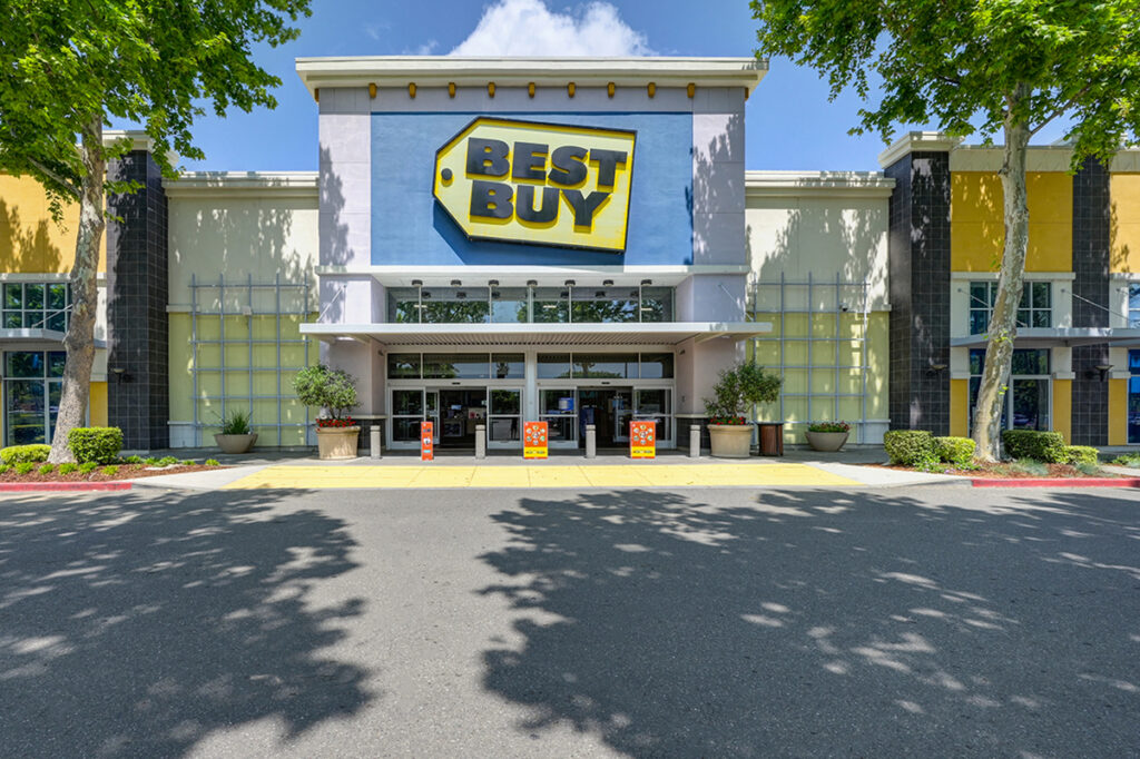 Front entrance of Best Buy Store at Nut Tree