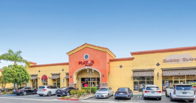 Bel Villagio shops
